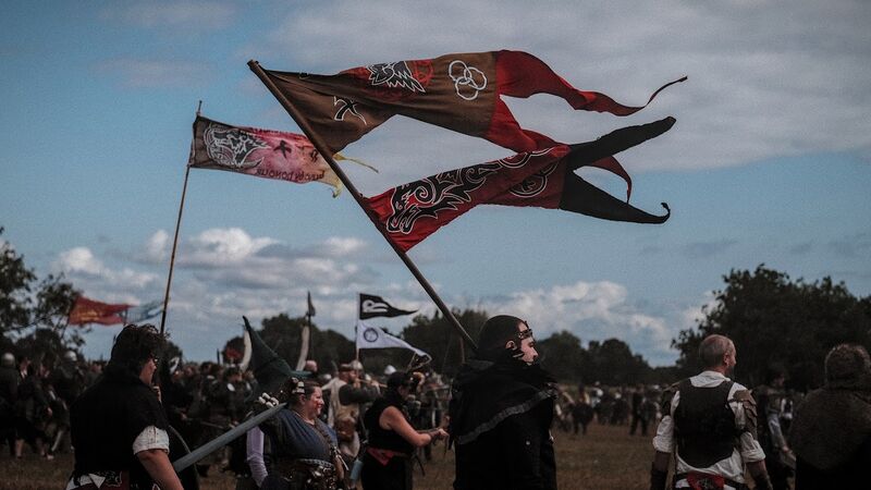 File:Three Flags.jpg